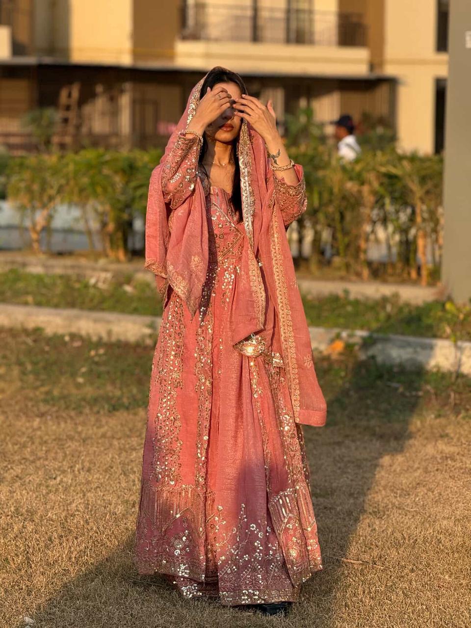 Ankita-VL Heavy Crunchy Silk Gown set - Image 2