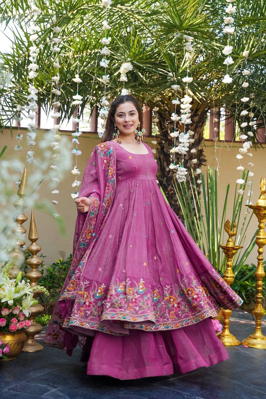 Anu-TD-crunchy Silk gown sharara set - Image 5