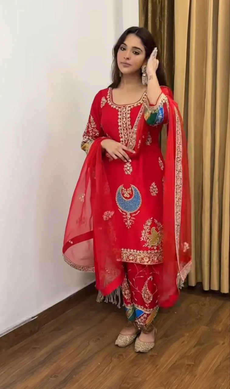 Urja-MD-Heavy Natural Crepe Silk Top Pent dupatta set - Image 6