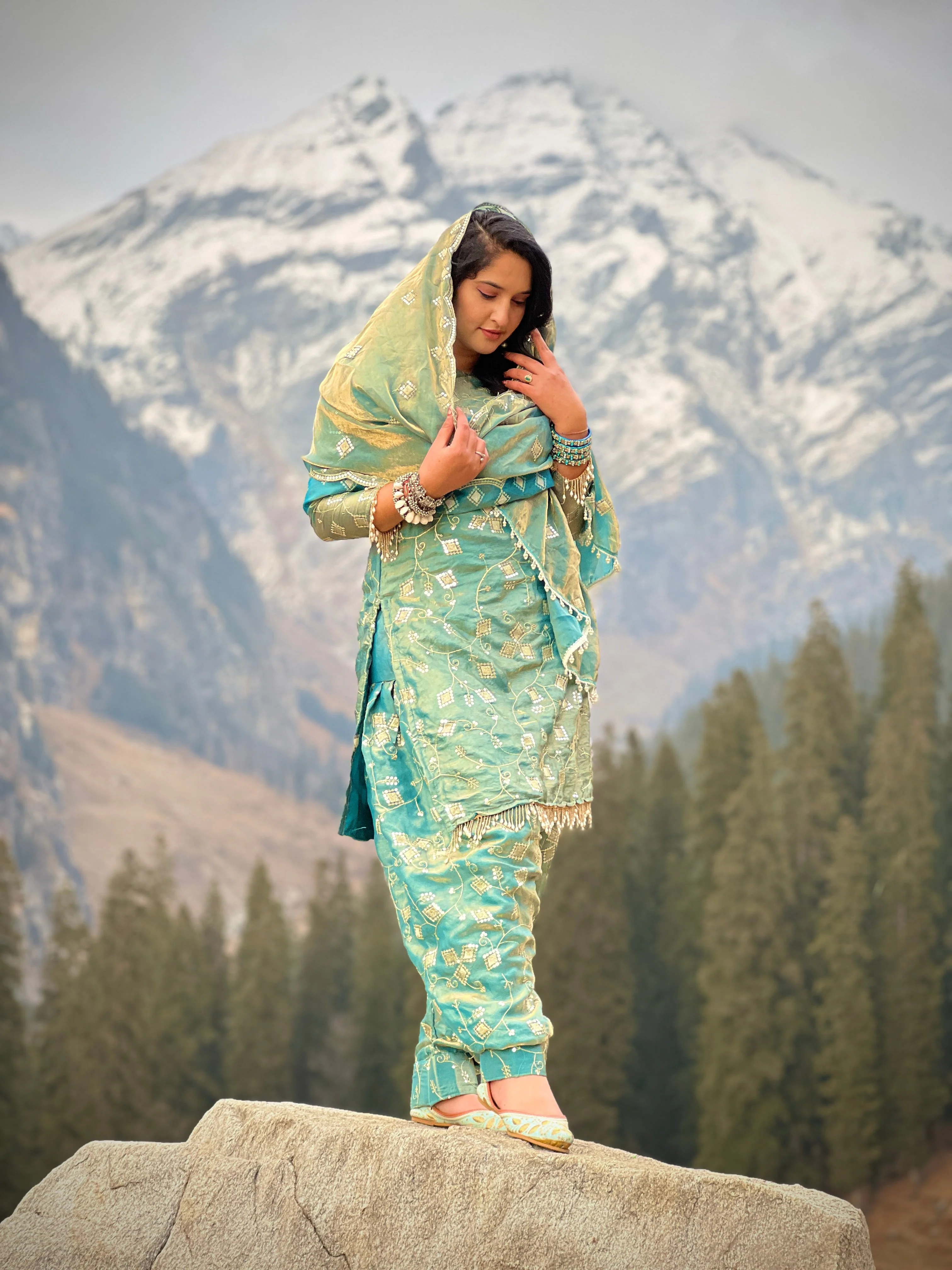 Kunjal-ND luxurious heavy Dhoti Salwar Suit Set - Image 4