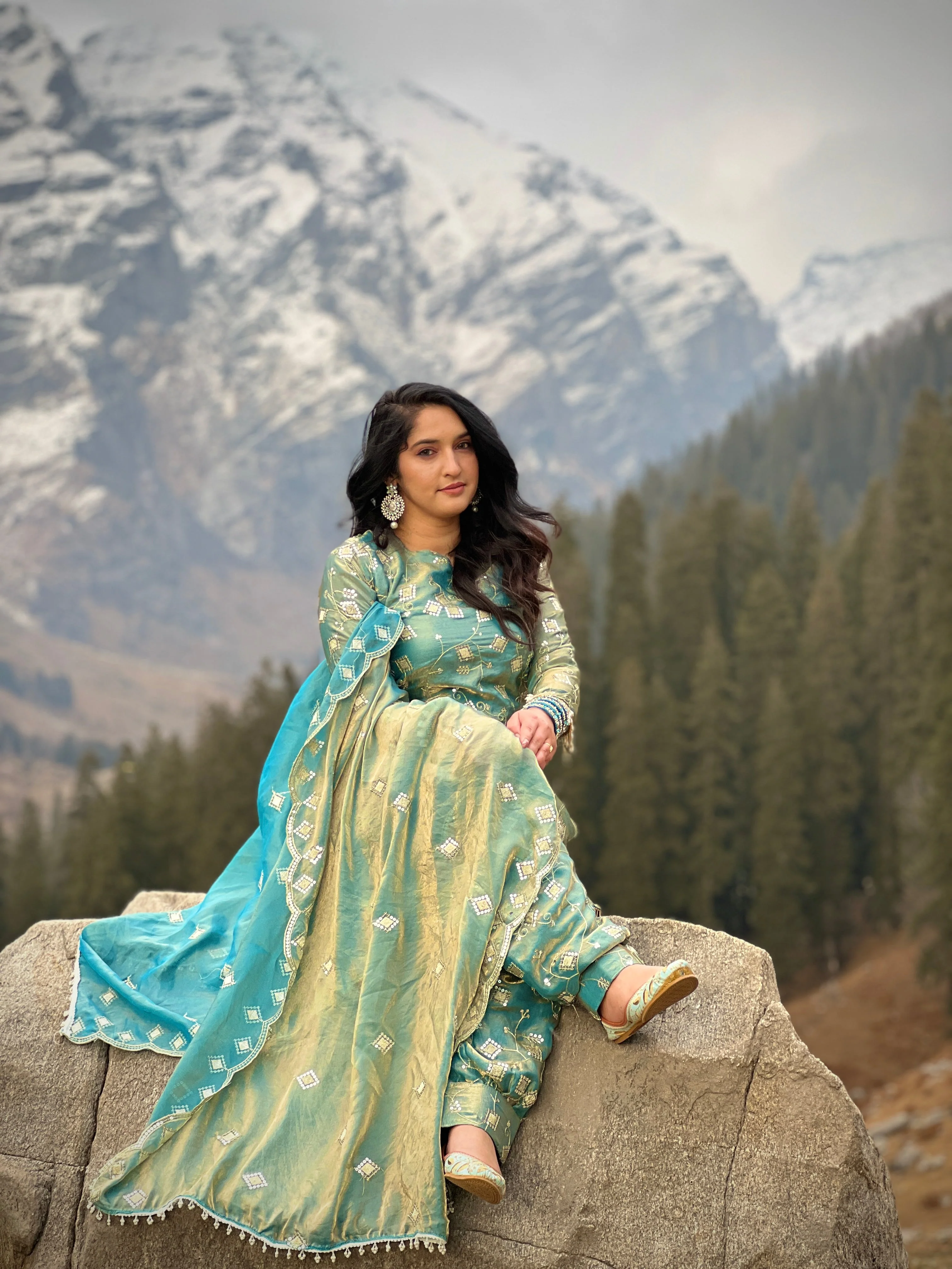 Kunjal-ND luxurious heavy Dhoti Salwar Suit Set - Image 7