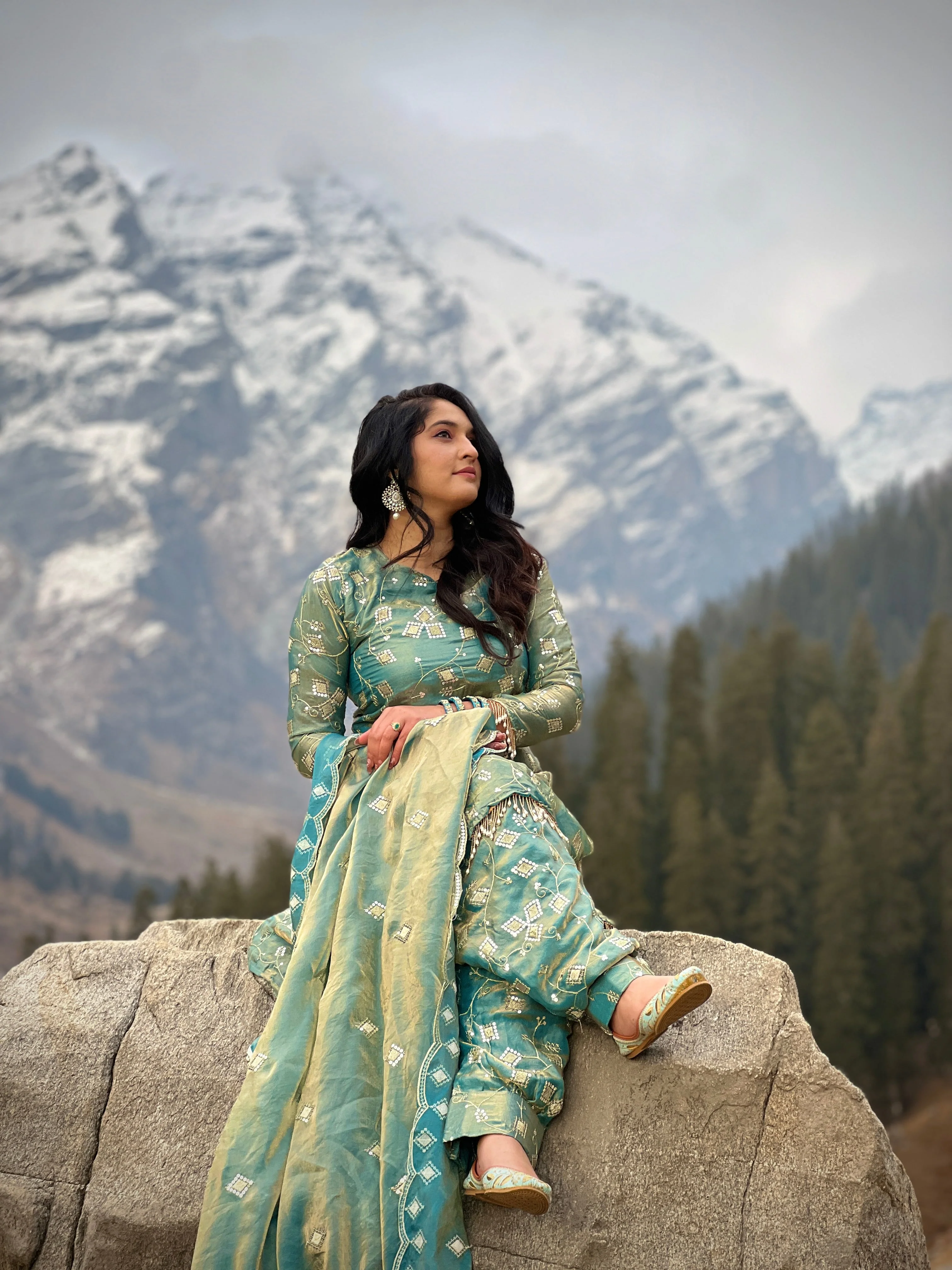 Kunjal-ND luxurious heavy Dhoti Salwar Suit Set - Image 8