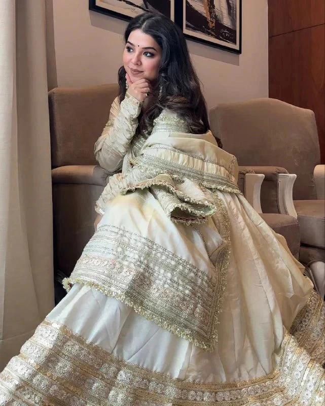 Malini-TD Pure Vichitra Silk Premium Anarkali Suit Set - Image 3